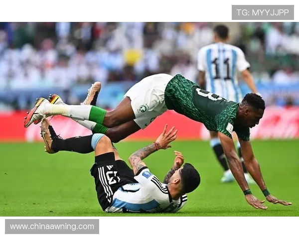 世界杯预选赛期间球员由于签证延期的困扰